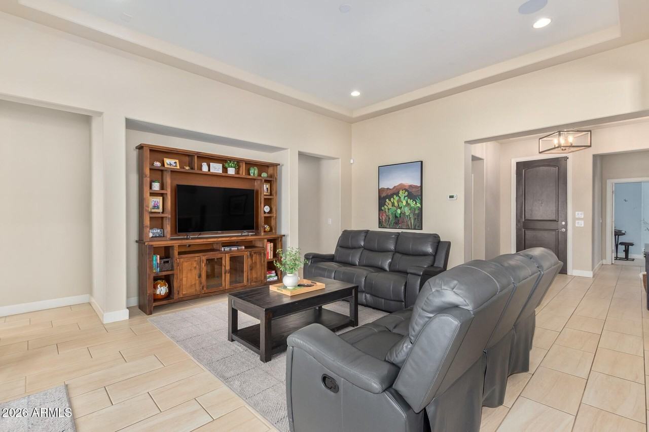 15355 S 182nd Ln - Photo 4 of 37