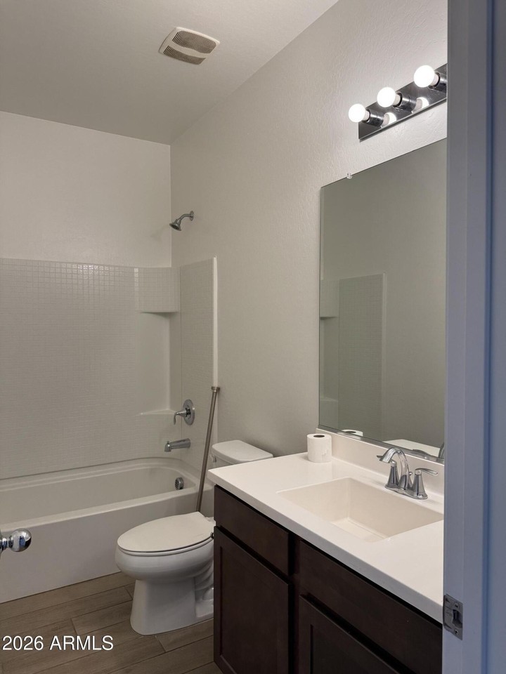 8889 N 71st Dr - Photo 6 of 26