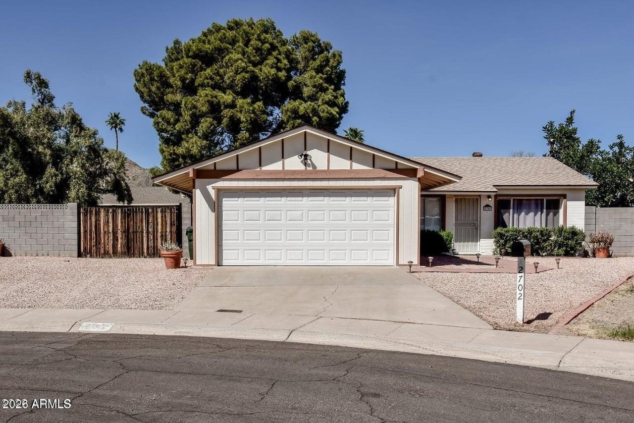 2702 E Aster Dr