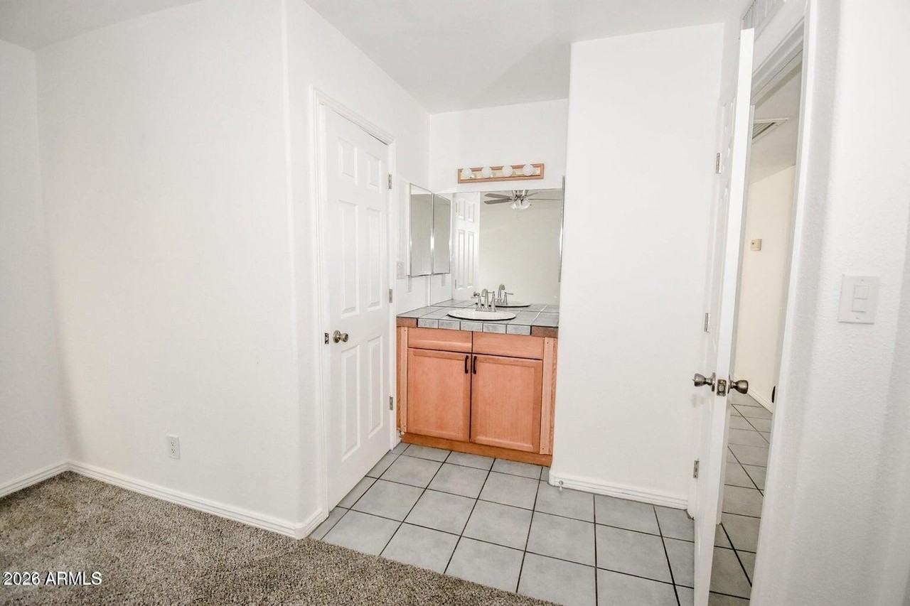 2702 E Aster Dr - Photo 7 of 16