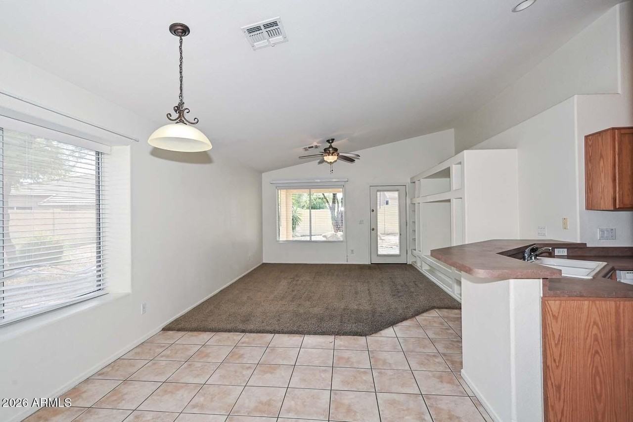 7720 W Foothill Dr - Photo 5 of 50