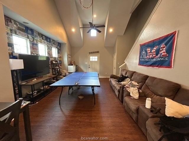 111 Fairway Dr - Photo 4 of 24