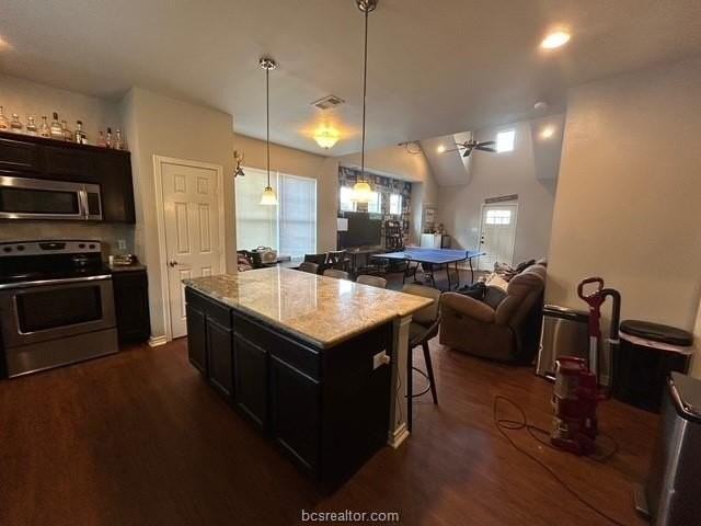 111 Fairway Dr - Photo 6 of 24