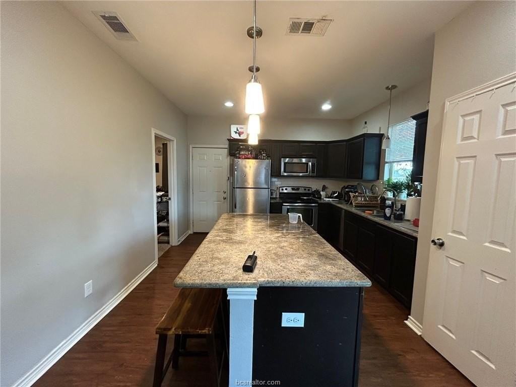110 Fairway Dr - Photo 4 of 19