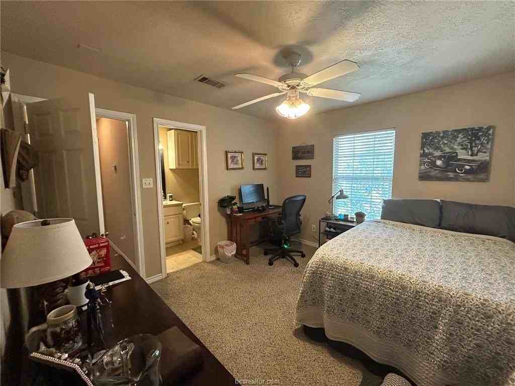 1618 Park Pl - Photo 7 of 20