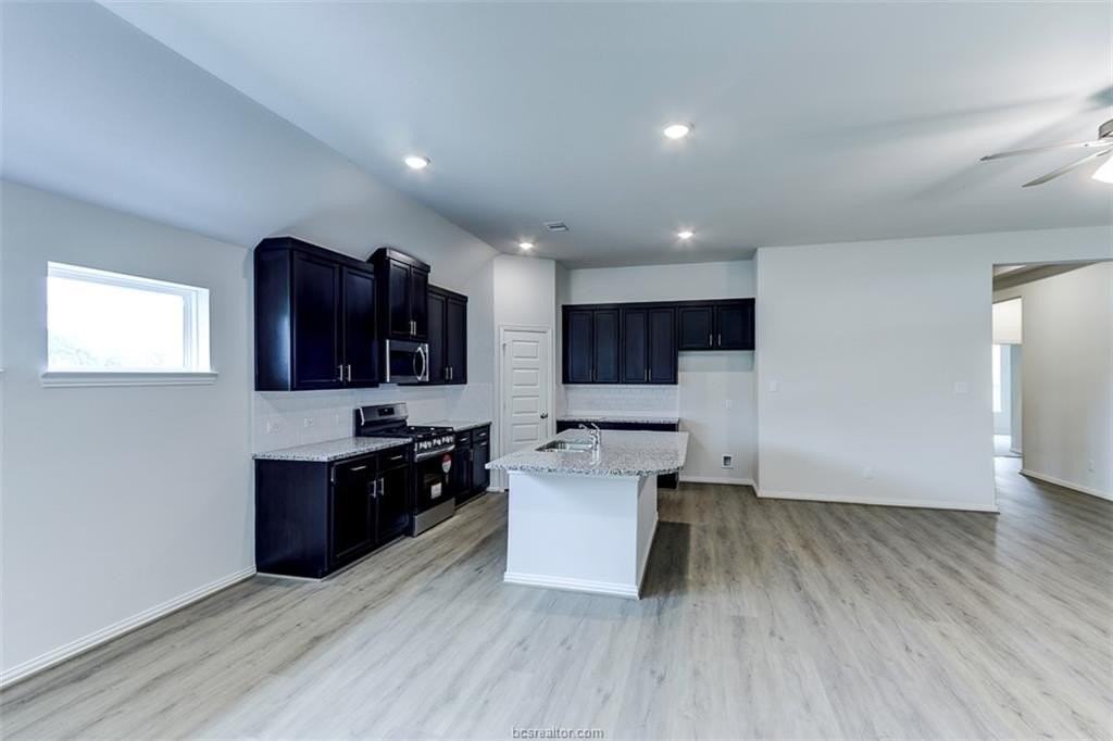 4015 Houberry Loop - Photo 7 of 35