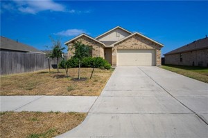 featured image of 8006 Greens Ln