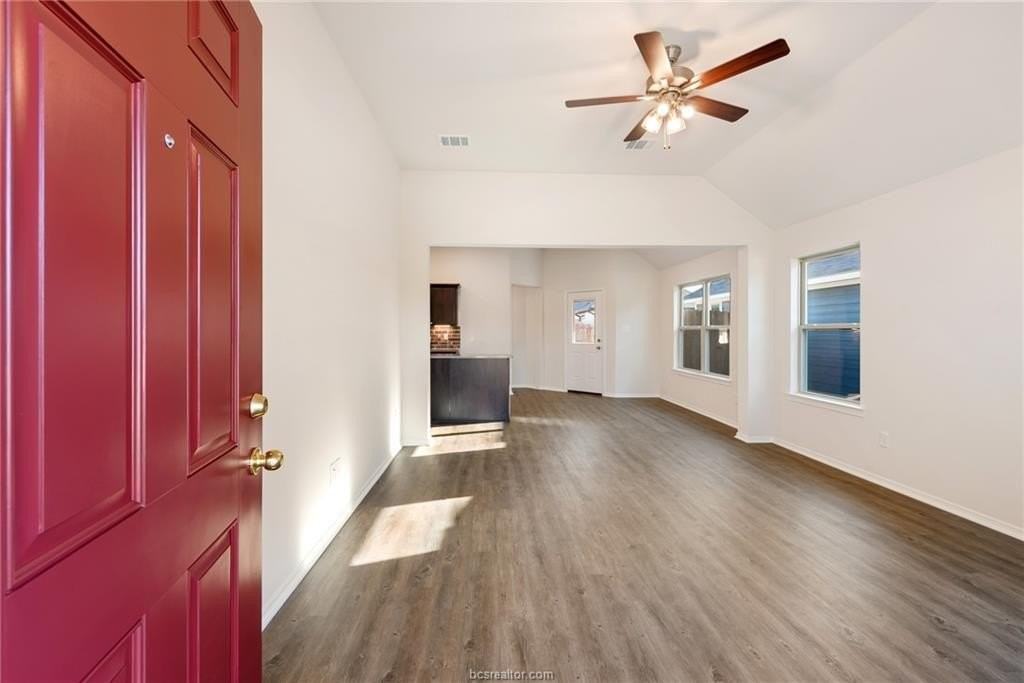 1214 High St - Photo 4 of 20