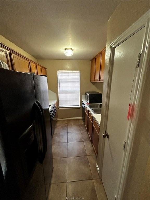 2103 Hidden Hollow Cir #B - Photo 3 of 7