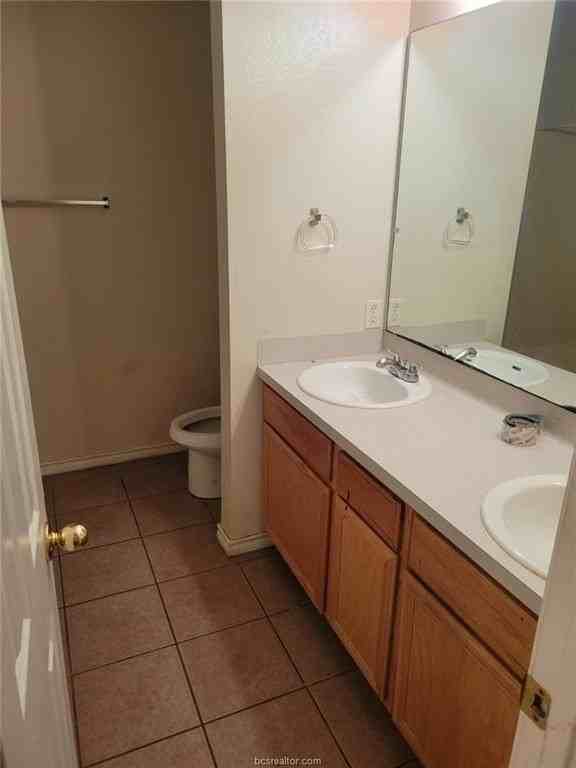 2003 Legacy Ln - Photo 6 of 8