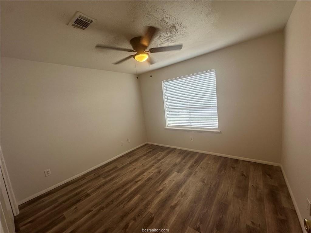 2411 Long Dr - Photo 7 of 8