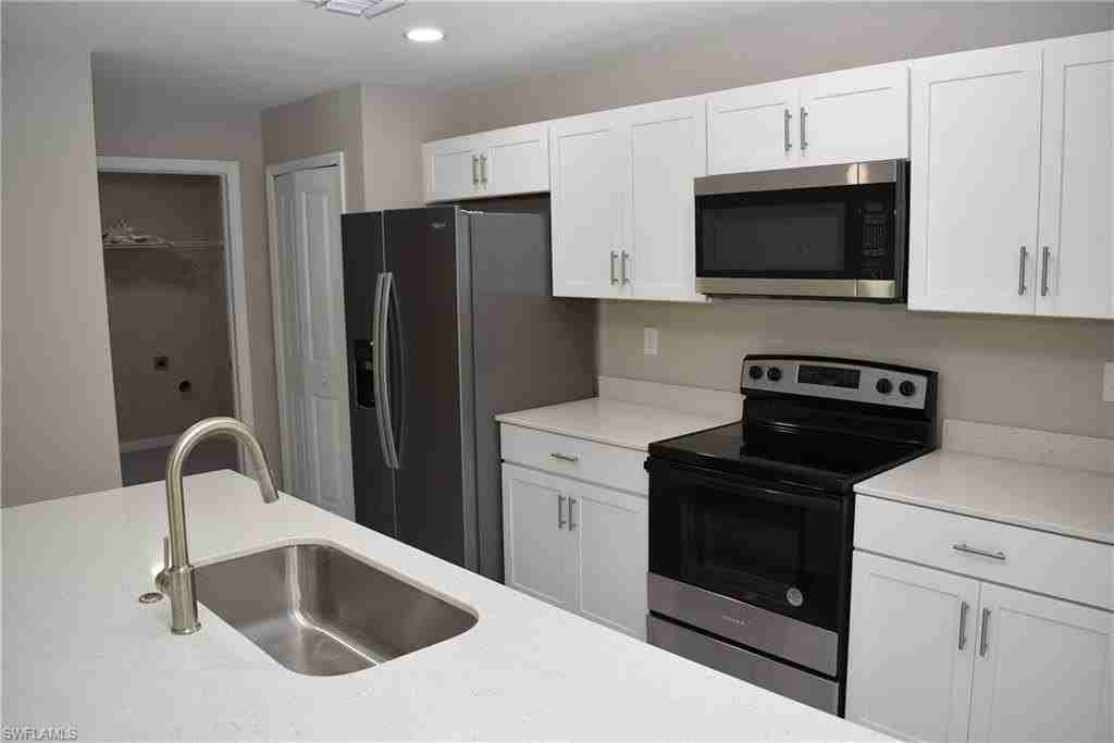 2121 Firebrand Rd - Photo 2 of 22