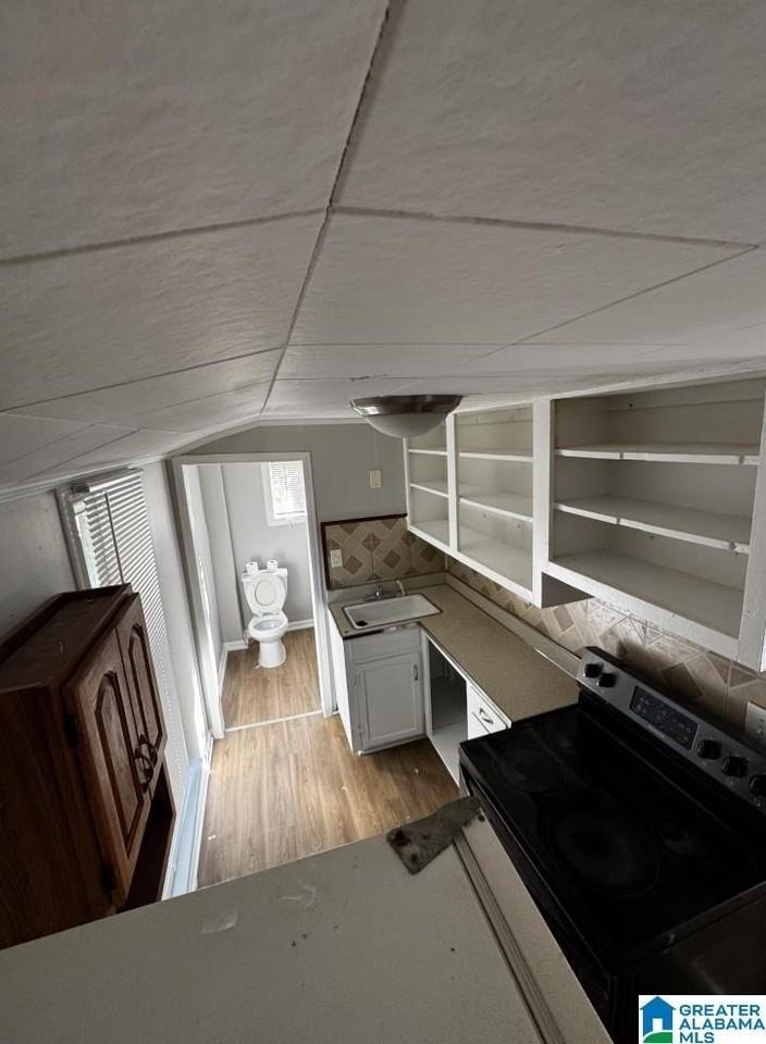 620 47th St S - Photo 3 of 6