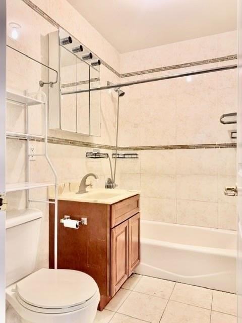 2531 W 15th St #1A1 - Photo 5 of 15