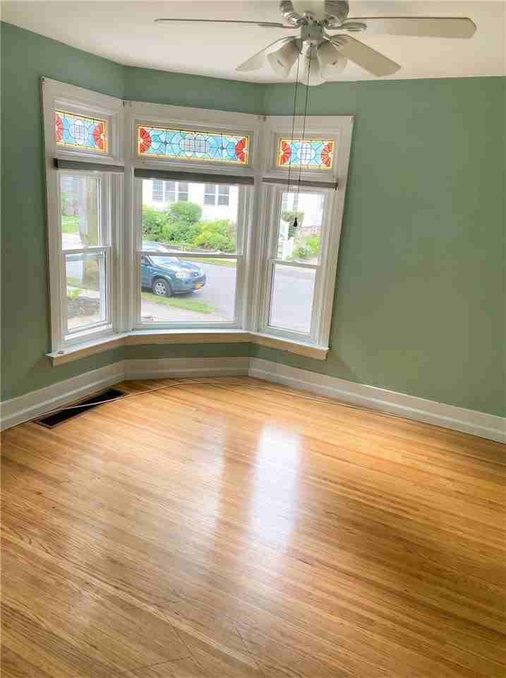 96 Rutgers St - Photo 2 of 12