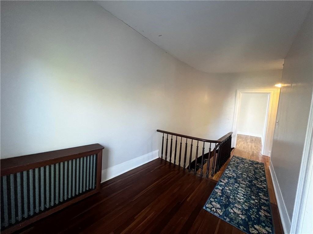 352 Maple Ave #B - Photo 6 of 23