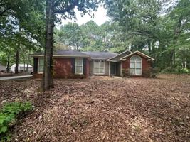 featured image of 562 Evergreen Dr