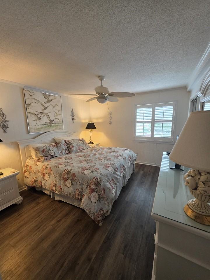 9560 Shore Dr #2N - Photo 5 of 8