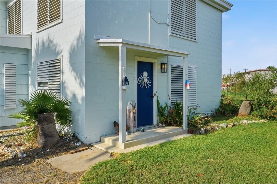 614 S Sandpiper - Photo 4 of 30