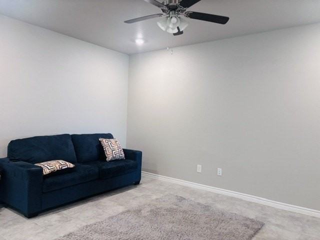 1201 Thames Chase Dr - Photo 2 of 11