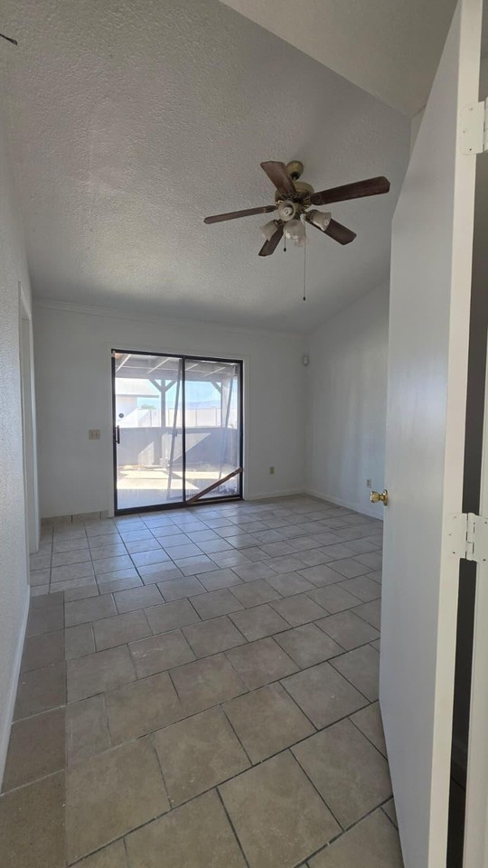 1512 Fillmore Dr - Photo 4 of 7