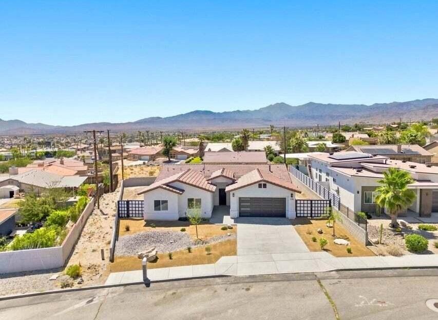 12795 Casa Loma Rd - Photo 2 of 39
