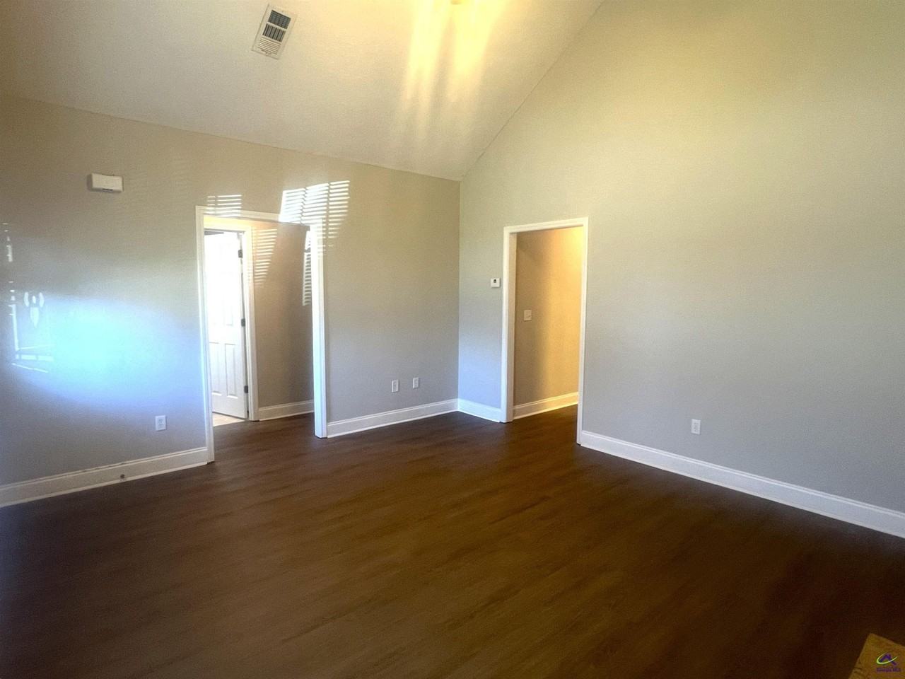 416 Covington Cv - Photo 5 of 30