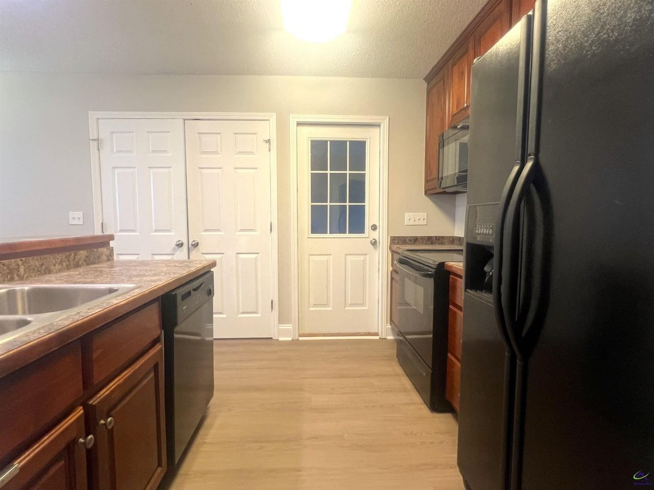 416 Covington Cv - Photo 6 of 30