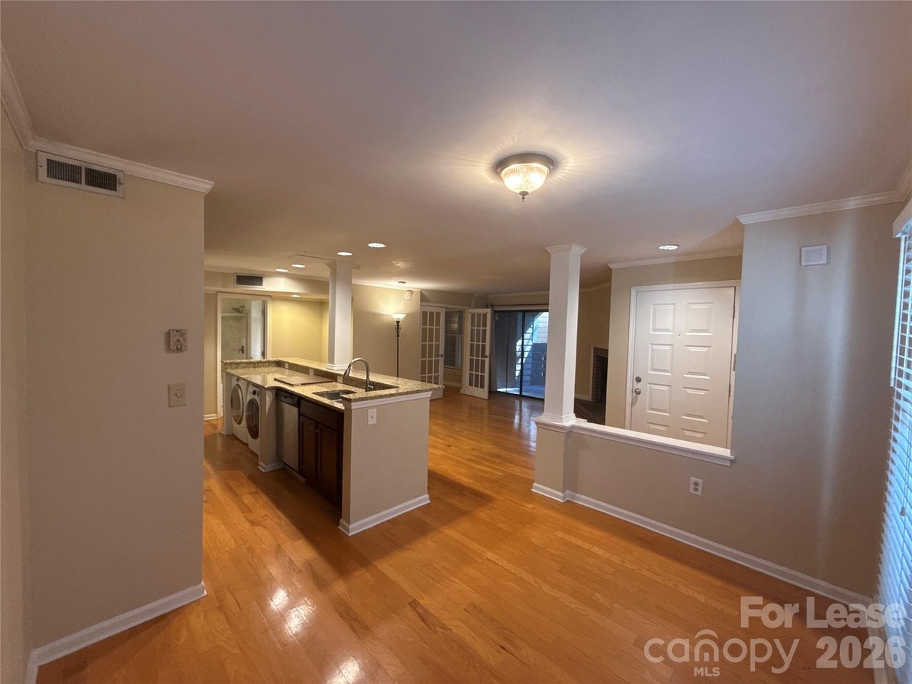 413 W 8th St #B1 - Photo 3 of 22