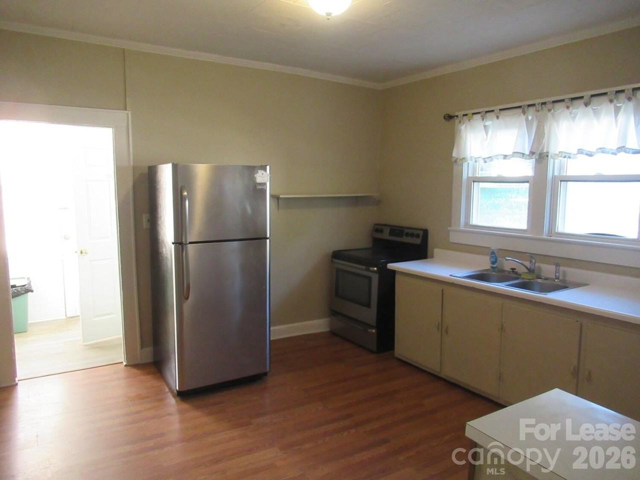 804 Carolina Mill Cir - Photo 6 of 18