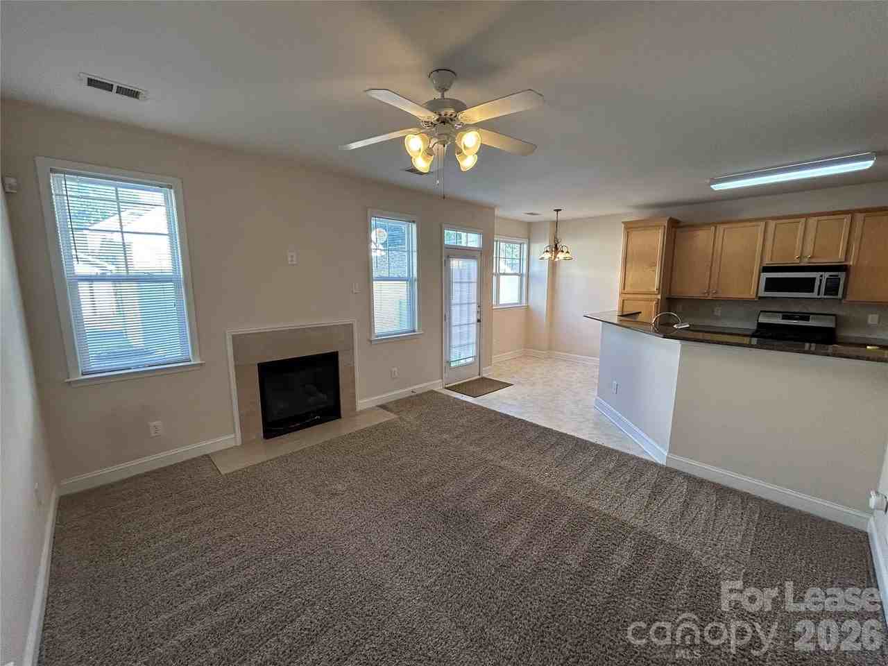 9711 Cadman Ct - Photo 7 of 12