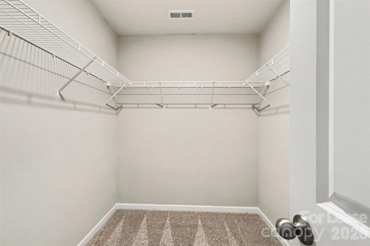 310 Kingsford Dr - Photo 6 of 21