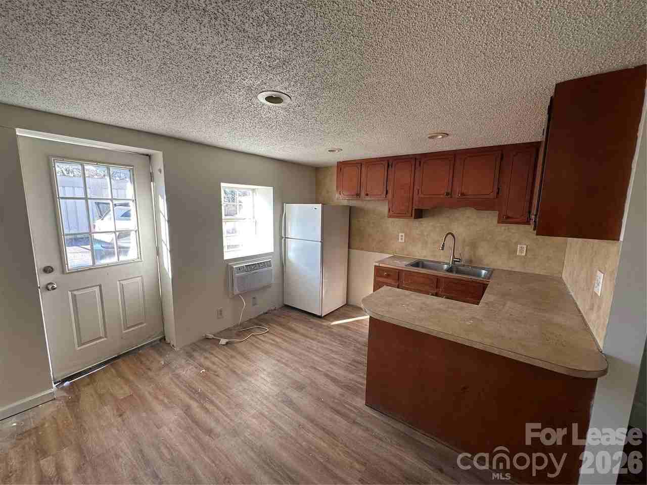 1305 W Front St #B - Photo 4 of 4