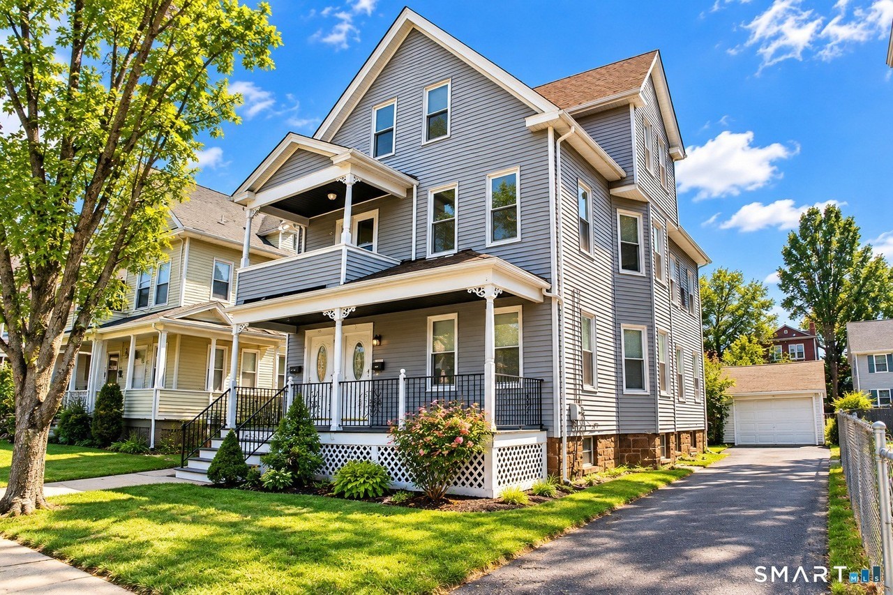 51 Brownell Ave #1stFL