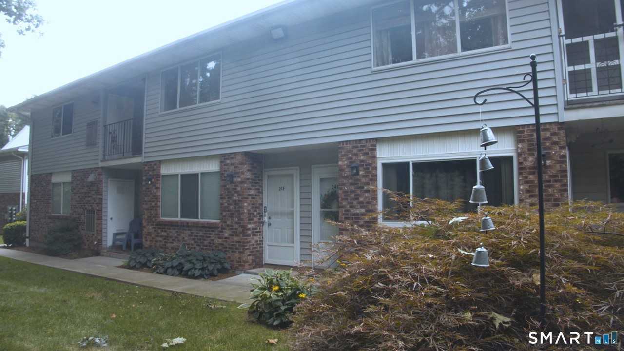 140 Thompson St #24F - Photo 2 of 19