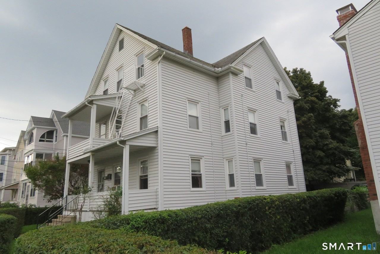 418 East St #2ndFL - Photo 2 of 5