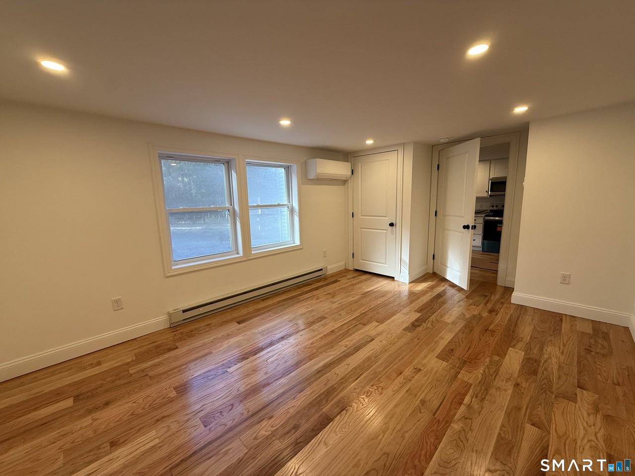 28 N Pond Rd - Photo 7 of 13