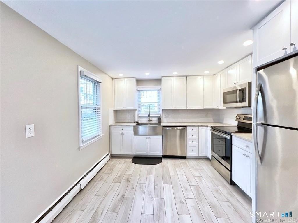 90 Highview Ave #2ndFL - Photo 2 of 17