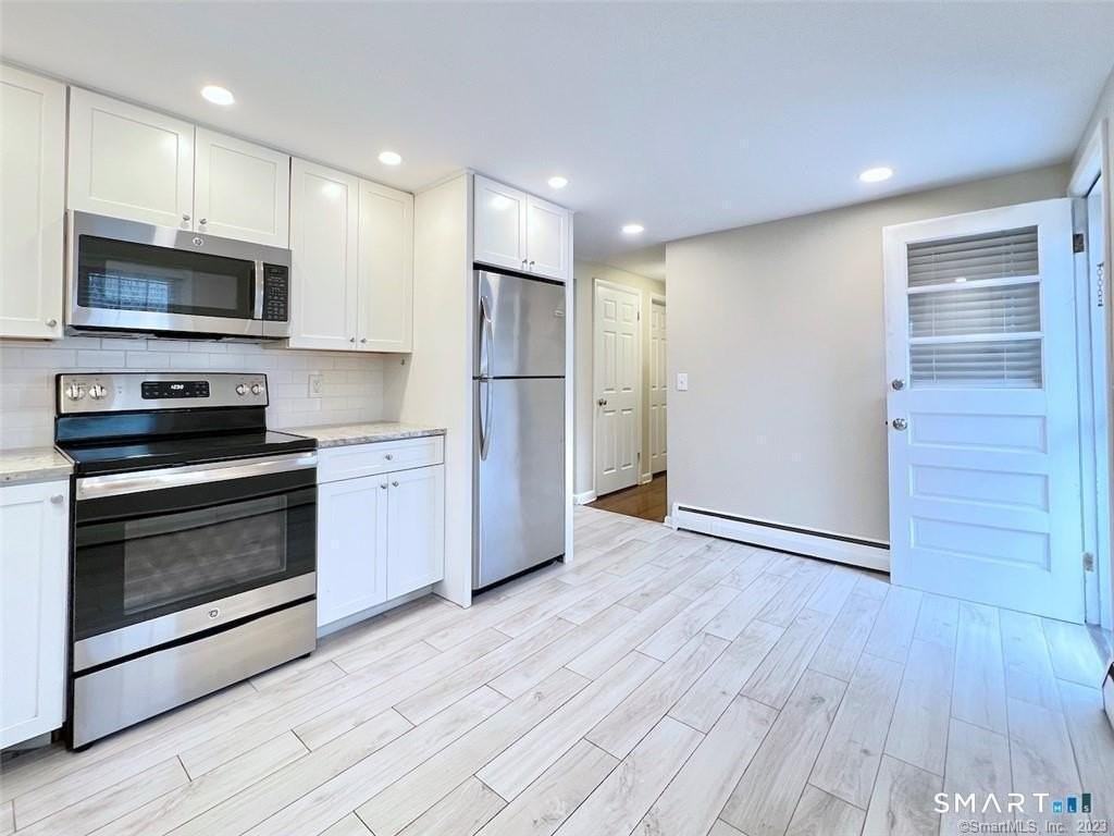 90 Highview Ave #2ndFL - Photo 3 of 17
