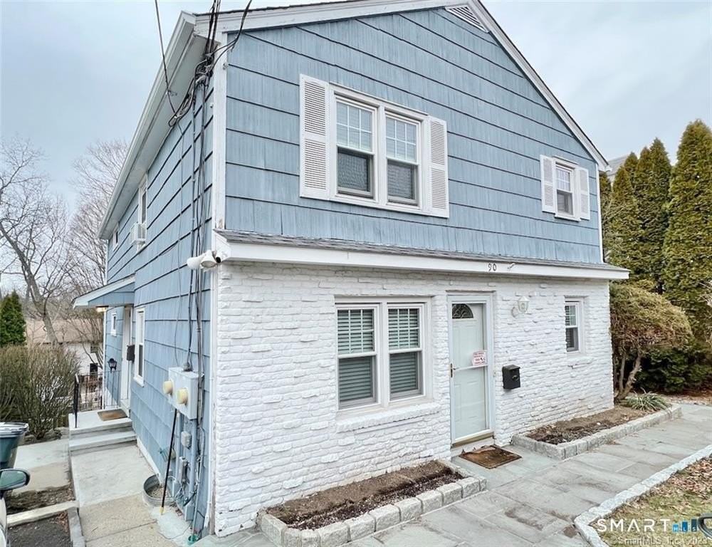 90 Highview Ave #2ndFL - Photo 6 of 17