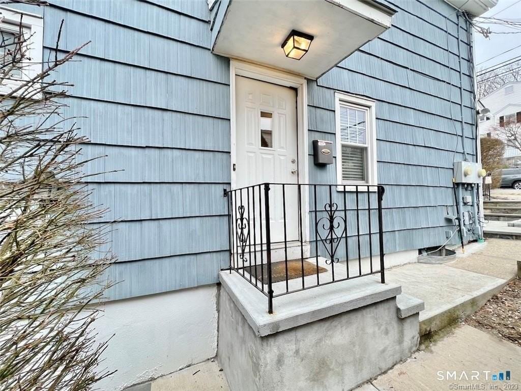 90 Highview Ave #2ndFL - Photo 7 of 17