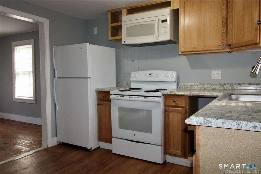 15 Mellow Ct #2 - Photo 3 of 15