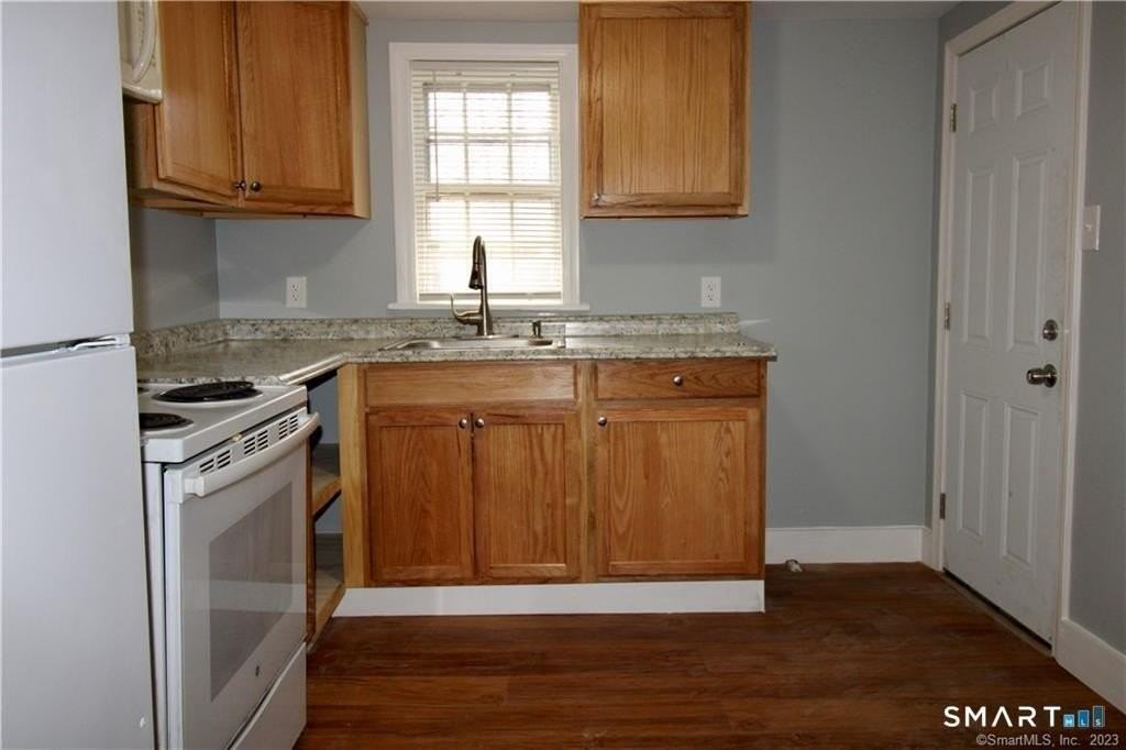 15 Mellow Ct #2 - Photo 4 of 15