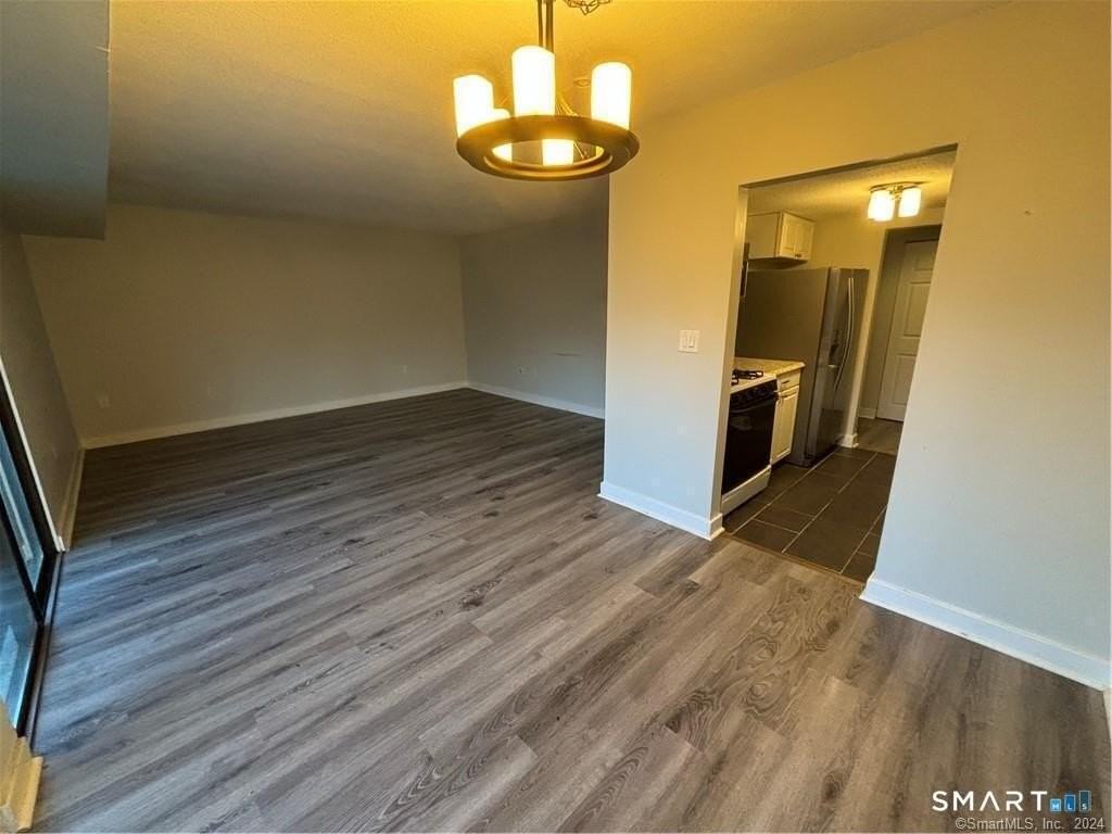 85 Brookwood Dr #D - Photo 2 of 10