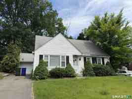 featured image of 16 Harding Ave