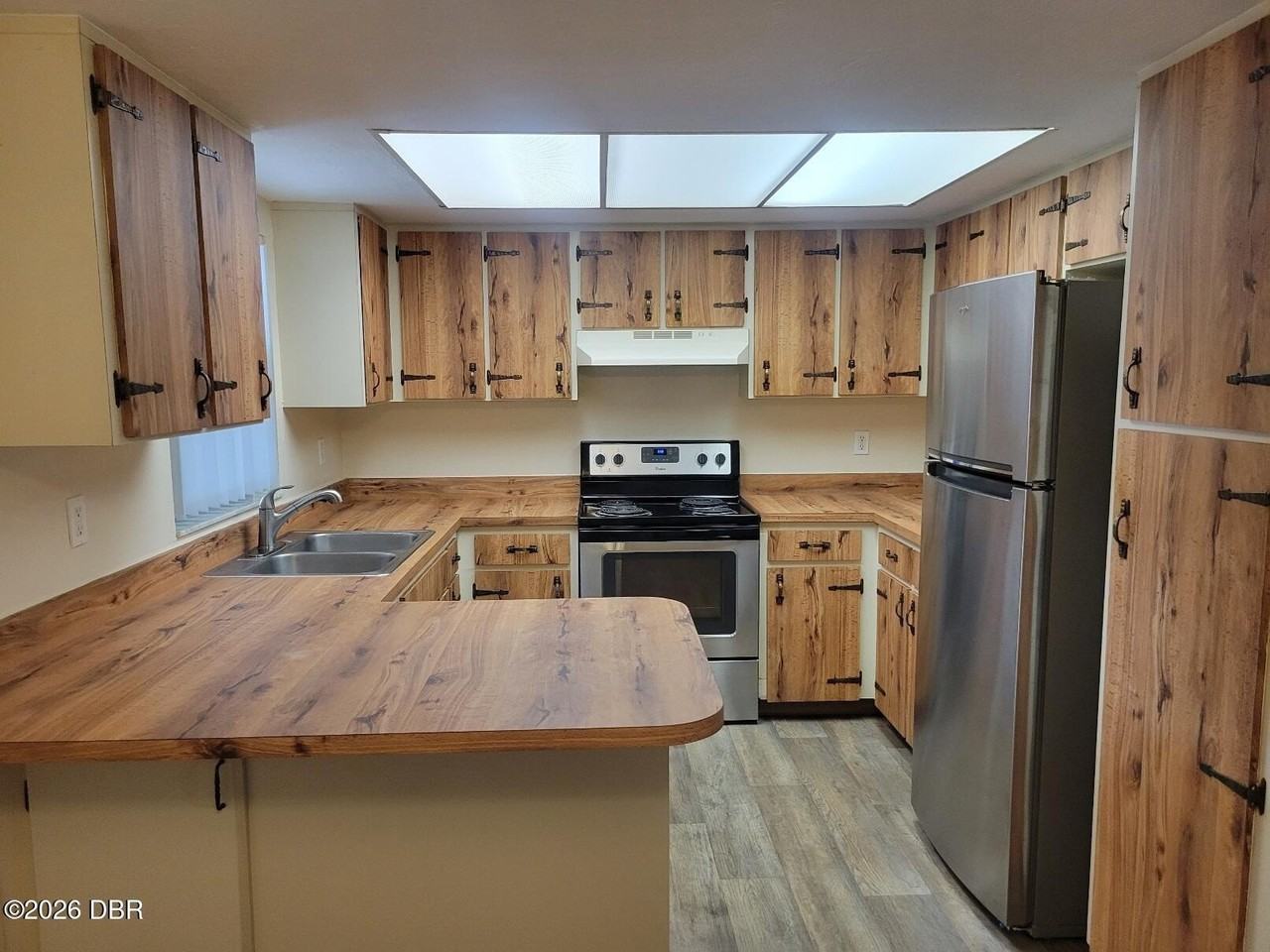 580 Reed Canal Rd #106 - Photo 4 of 12