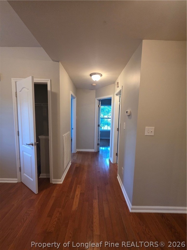 60 Cobblestone Dr - Photo 4 of 48