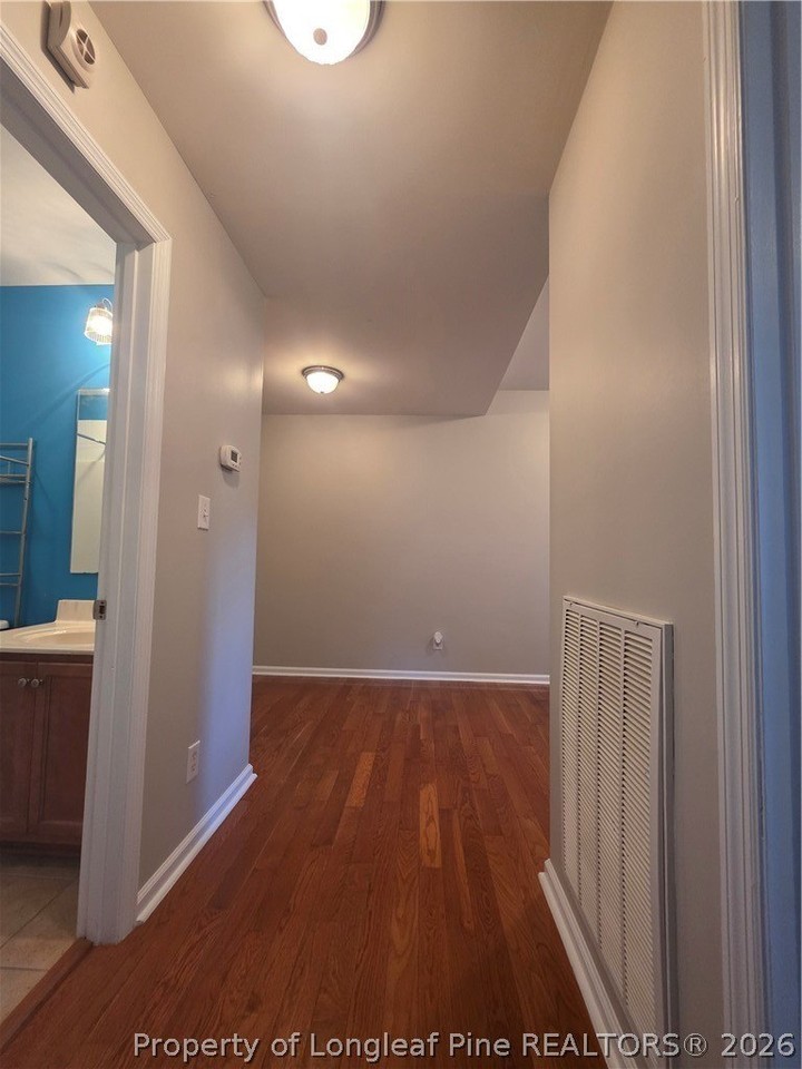 60 Cobblestone Dr - Photo 6 of 48