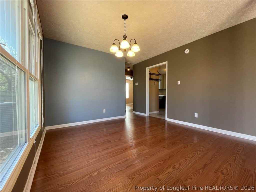6383 Hawfield Dr - Photo 7 of 21