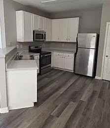 325 Brookview Dr - Photo 5 of 6